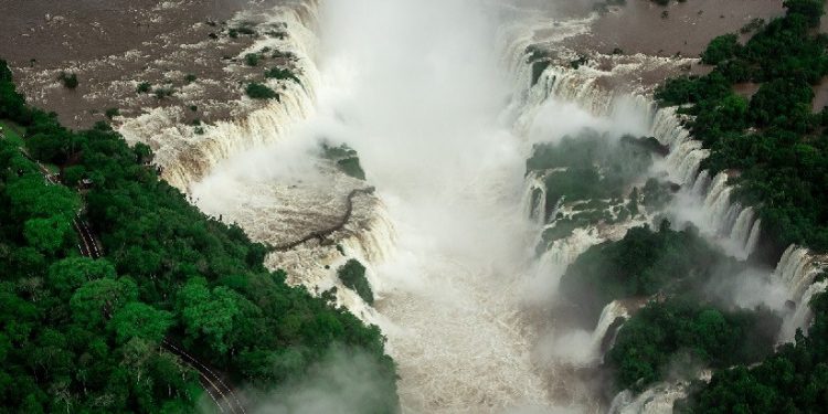 ? ? Crédito imagens: Nilmar Fernando e Lucas Santos #FotoEquipeCataratas
@fotoequipecataratas ? ? Crédito imagens: Nilmar Fernando e Lucas Santos #FotoEquipeCataratas
@fotoequipecataratas