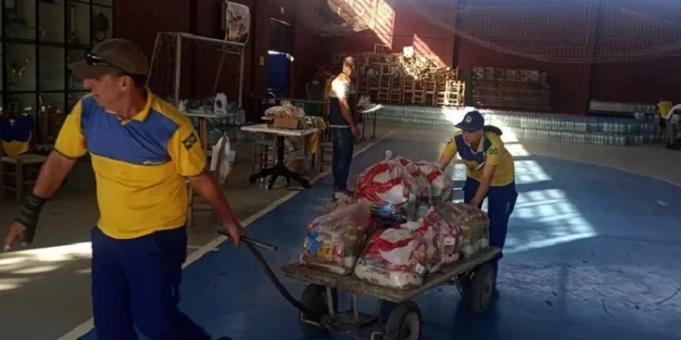 Logística de entrega de donativos em centro de triagem em Lajeado (RS). Foto: Correios