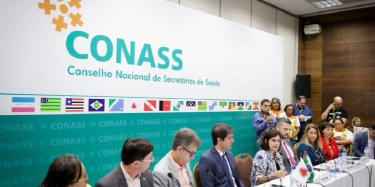 A ministra Nísia Trindade (Saúde) anuncia detalhes do Dia D contra a Dengue durante assembleia do Conass. Foto: MS A ministra Nísia Trindade (Saúde) anuncia detalhes do Dia D contra a Dengue durante assembleia do Conass. Foto: MS