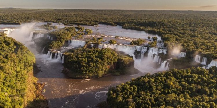 Cataratas do Iguaçu - Foto: Leonardo Milano - MMA Cataratas do Iguaçu - Foto: Leonardo Milano - MMA