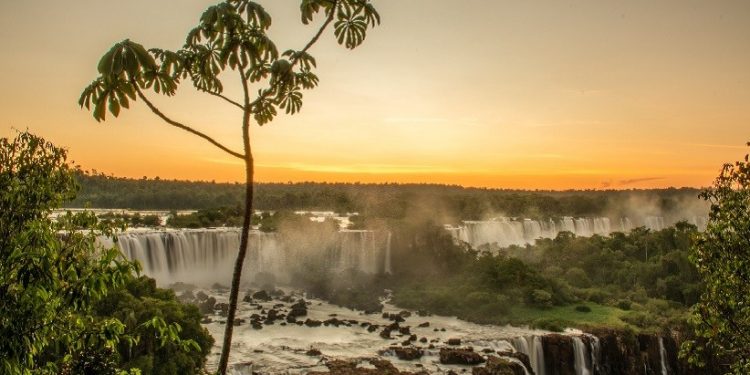Cataratas - Créditos Nilmar Fernando #FotoEquipeCataratas Cataratas - Créditos Nilmar Fernando #FotoEquipeCataratas