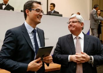 O então PGR Rodrigo Janot e o procurador Deltan Dallagnol participam de seminário promovido pelo CNMP, em Brasília - Pedro Ladeira/Folhapress