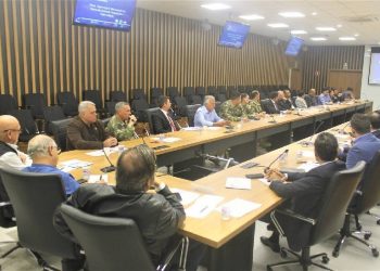 Plenária reuniu representantes da sociedade civil e de órgãos municipais, estaduais e federais - foto: Assessoria