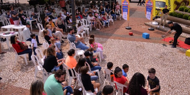 Festival Internacional de Teatro Infantil do Paraná leva espetáculos gratuitos para toda a família - Cred Marcelo Nunes Peregrino Festival Internacional de Teatro Infantil do Paraná leva espetáculos gratuitos para toda a família - Cred Marcelo Nunes Peregrino