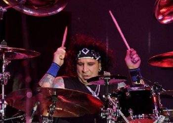 O baterista gravou hinos imortais como "We're Not Gonna Take It" e "I Wanna Rock". Foto: Divulgação