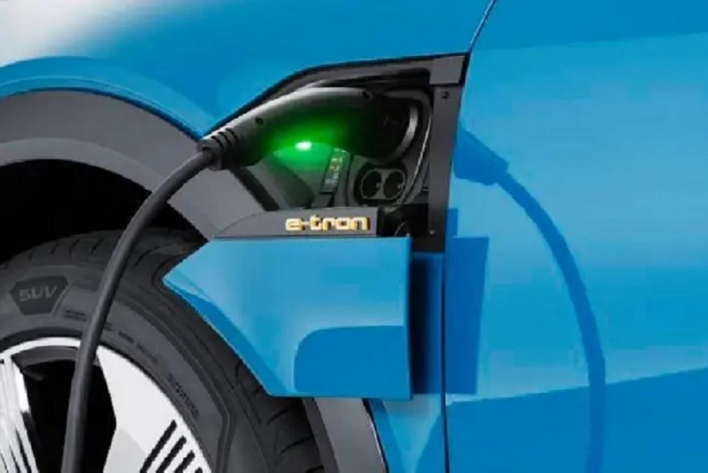 Vendas de carros elétricos crescem mais de 5% na Europa enquanto veículos a gasolina enfrentam uma das maiores quedas na história (Audi/Divulgação)