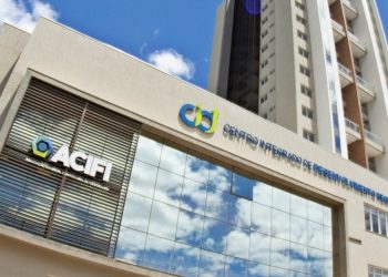 Iniciativa da ACIFI com o apoio do Cojefi, Diálogos por Foz reunirá candidatos a prefeito - foto Roger Meireles