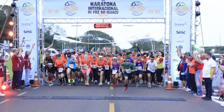 Corrida de 5 km - Fotos: Jhonatan Gusberti Corrida de 5 km - Fotos: Jhonatan Gusberti