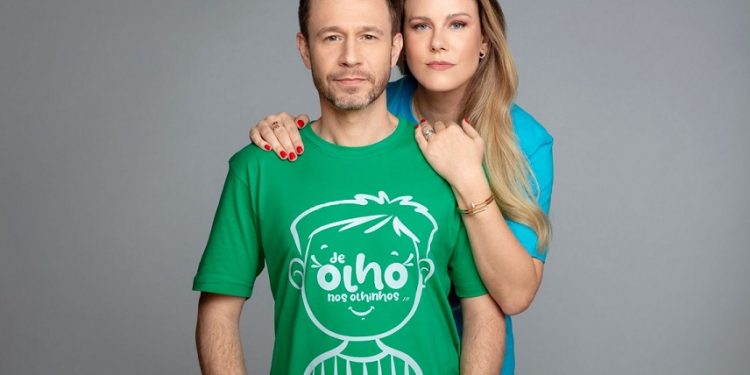 Daiana Garbin e Tiago Leifert, idealizadores da Campanha De Olho nos Olhinhos.
Foto: Danilo Borges Daiana Garbin e Tiago Leifert, idealizadores da Campanha De Olho nos Olhinhos.
Foto: Danilo Borges