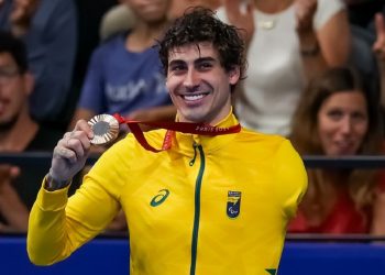 Talisson Glock celebra o bronze nos 200m medley da classe S6. Foto: Marcelo Zambrana/CPB