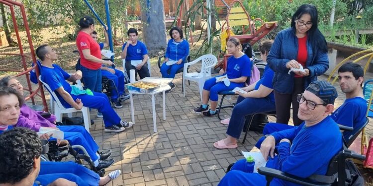 ACDD atende cerca de 130 alunos com deficiência física neuro motora associada a múltiplas deficiências ACDD atende cerca de 130 alunos com deficiência física neuro motora associada a múltiplas deficiências