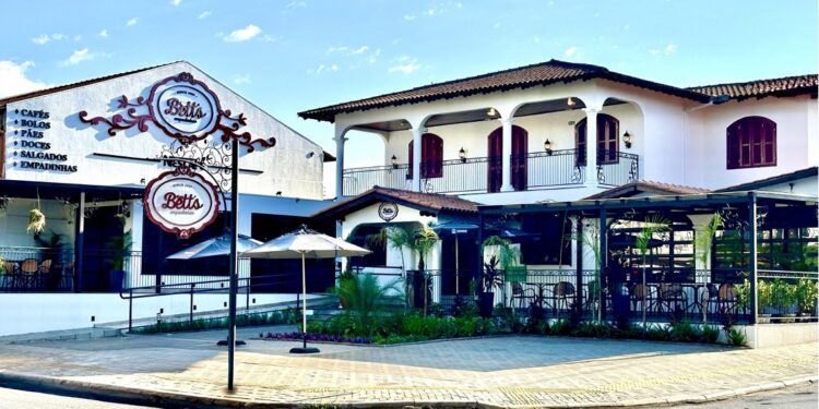 Bett´s Empadinhas inaugura nova sede e revitaliza esquina da Vila A. (Foto Assessoria)