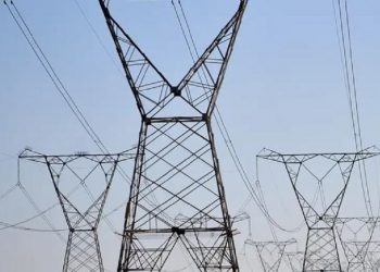 O leilão também contou com a realização da concessão de linhas de transmissão já existentes e que estavam em final de contrato, que vão permitir a prestação dos serviços energéticos - Foto: Marcello Casal Jr/Agência Brasil