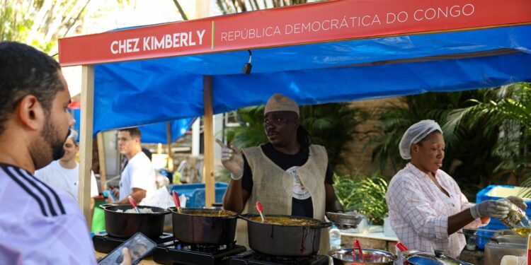 Empreender em alimentação fora do lar tem sido oportunidade para imigrantes Foto: Tomaz Silva/Agência Brasil Empreender em alimentação fora do lar tem sido oportunidade para imigrantes Foto: Tomaz Silva/Agência Brasil
