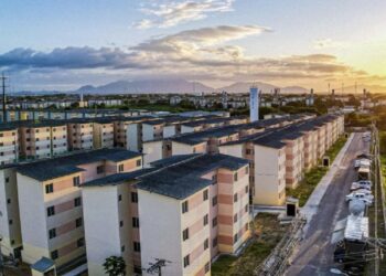 Todas as casas e apartamentos a serem construídos estarão localizados em áreas urbanas consolidadas ou em expansão e terão acesso a rede elétrica, saneamento, educação, saúde, comércios e transporte público coletivo - Foto: Ricardo Stuckert/PR