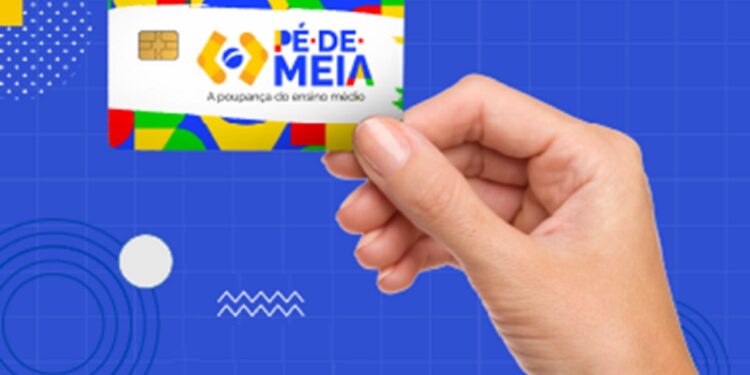 Para se manter no Pé-de-Meia, o estudante deve ter frequência mínima de 80%. Caso a frequência diminua em algum mês, o aluno não receberá o benefício referente a esse período Para se manter no Pé-de-Meia, o estudante deve ter frequência mínima de 80%. Caso a frequência diminua em algum mês, o aluno não receberá o benefício referente a esse período