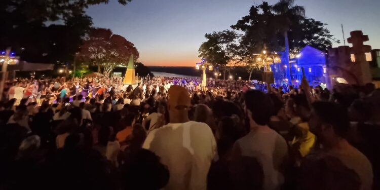 Crédito imagens: equipe Marco das 3 Fronteiras Crédito imagens: equipe Marco das 3 Fronteiras