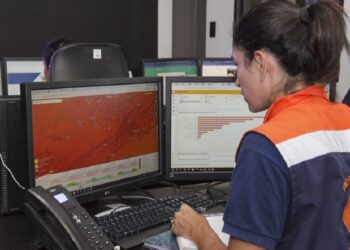 Centro de Gerenciamento de Emergências da Defesa CIvil Estadual atua no monitoramento de eventos extremos. Foto: Governo de SP/Divulgação
