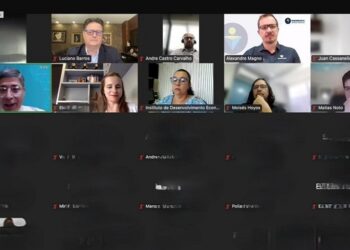 A palestra reuniu analistas tributários, advogados e investigadores dos estados de São Paulo, Minas Gerais, Mato Grosso do Sul, Paraná, Rio de Janeiro, Pará, Amazonas e Distrito Federal.
Foto: Divulgação IDESF