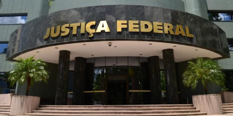 Prédio-Sede da Justiça Federal do Paraná (Foto: Arquivo JFPR)