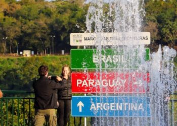 Crédito das imagens: Equipe de Fotografia Marco 3 Fronteiras.