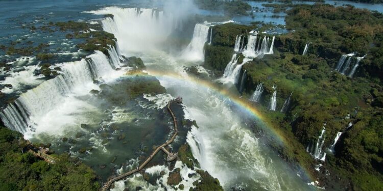 Parque Nacional do Iguaçu - Créditos das imagens: Urbia Cataratas Parque Nacional do Iguaçu - Créditos das imagens: Urbia Cataratas