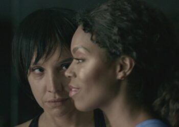 Atrizes Maria Maya e Andréia de Lima em cena do thriller psicológico - Foto  Multiplot Filmes