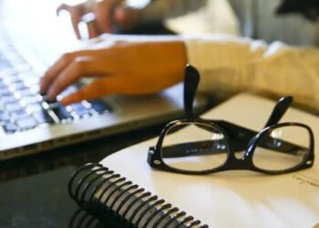 Os processos seletivos serão divididos em duas etapas: 67.301 vagas serão ofertadas no primeiro semestre e 44.867, no segundo semestre - Foto: Marcelo Camargo/Agência Brasil