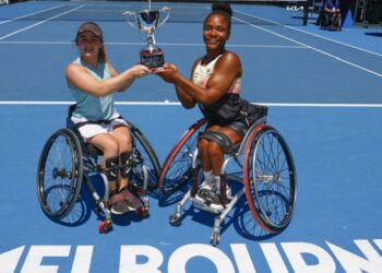 A belga Luna Gryp e Vitória Miranda - Crédito: Frank Molter/ITF