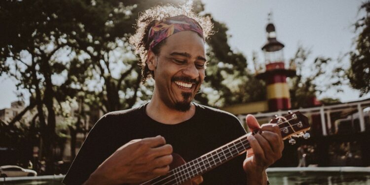 Tiago Bigode e Trio em Shangri-lá, quando o trio promete transformar clássicos da música brasileira em releituras criativas, acompanhadas de um groove irresistível e produção autoral. Tiago Bigode e Trio em Shangri-lá, quando o trio promete transformar clássicos da música brasileira em releituras criativas, acompanhadas de um groove irresistível e produção autoral.