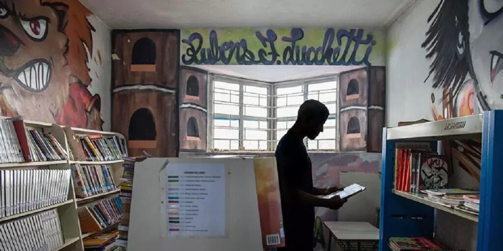 Dos 28 unidades socioeducativas, apenas 18 tem salas de aula adequadas para os internos. Daniel Caron/DPE/PR