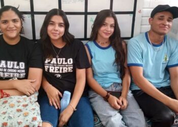Maria Eduarda, Bianca, Sofia e Renzo: Pé-de-Meia tornou-se, para eles, meio para ampliar horizontes. Foto: Jéssica Gomes / Secom / PR