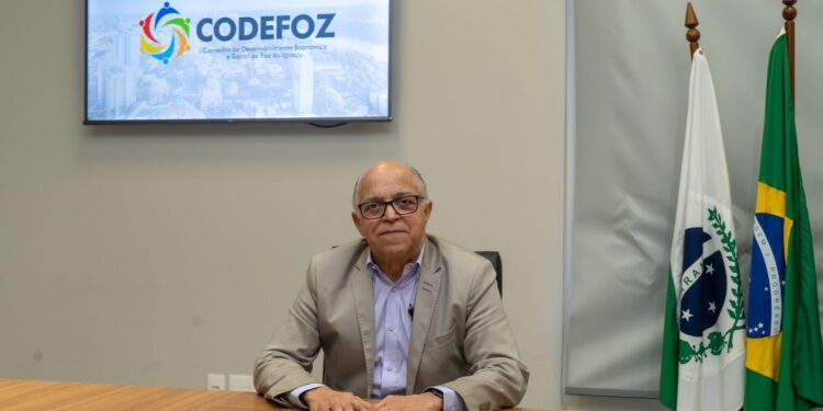 Fernando Castro Alves destaca o trabalho conjunto de instituições públicas e privadas - foto: Marcos Labanca/Codefoz
