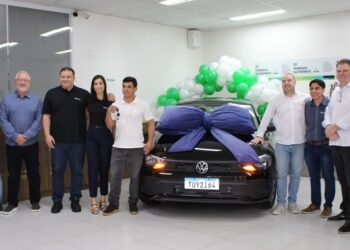 Cooperados foram sorteados após comprar consórcio e abrir poupança – foto divulgação