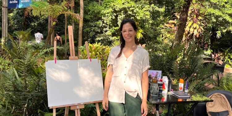 Cleise Vidal no Parque das Aves - foto: Parque das Aves Cleise Vidal no Parque das Aves - foto: Parque das Aves