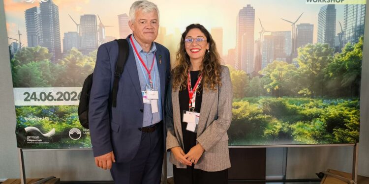 Diretor de Coordenação da Itaipu, Carlos Carboni e a chefe do Escritório de Brasília, Lígia Soares. Foto: Romeu de Bruns. Diretor de Coordenação da Itaipu, Carlos Carboni e a chefe do Escritório de Brasília, Lígia Soares. Foto: Romeu de Bruns.