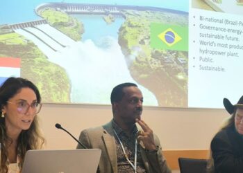 À esquerda, Lígia Leite Soares, chefe do escritório de Brasília da Itaipu. Foto: Romeu de Bruns - taipu Binacional.