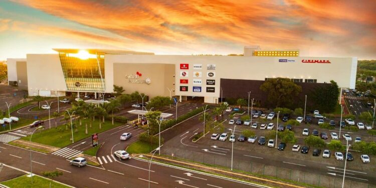 Foto: Shopping Catuai Palladium.
Foto: Shopping Catuai Palladium.