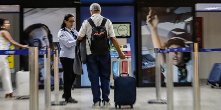 São José dos Pinhais, 19 de junho de 2024 - Aeroporto Internacional Afonso Pena, em São José dos Pinhais, Região Metropolitana de Curitiba (RMC). São José dos Pinhais, 19 de junho de 2024 - Aeroporto Internacional Afonso Pena, em São José dos Pinhais, Região Metropolitana de Curitiba (RMC).