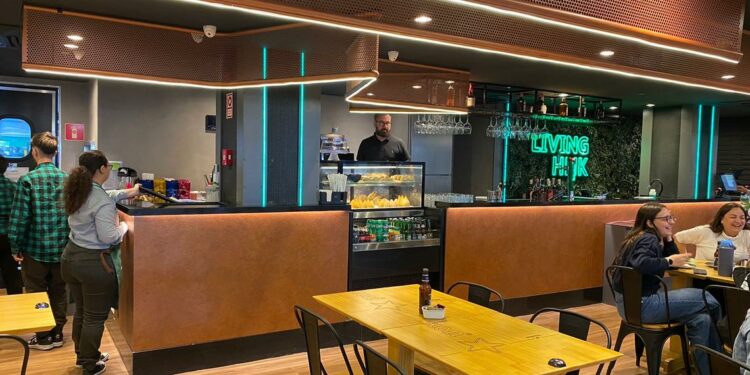Unidade do Living Heineken inaugurada recentemente no Aeroporto. Foto: Divulgação. Unidade do Living Heineken inaugurada recentemente no Aeroporto. Foto: Divulgação.