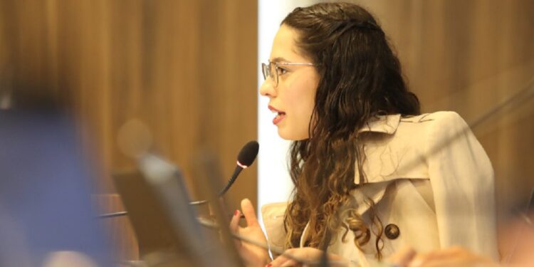 Deputada Ana Júlia (PT).
Créditos: Valdir Amaral/Alep Deputada Ana Júlia (PT).
Créditos: Valdir Amaral/Alep