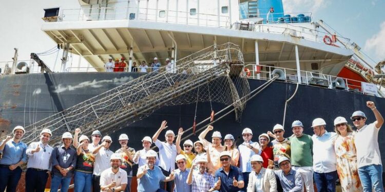 Nova rota permite economia nos custos e redução no tempo para transportar cargas entre Brasil e China. Foto: Márcio Pinheiro/MIDR. Nova rota permite economia nos custos e redução no tempo para transportar cargas entre Brasil e China. Foto: Márcio Pinheiro/MIDR.