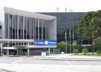 Na pauta da sessão plenária da segunda-feira (13) constam 16 itens.
Créditos: Valdir Amaral/Alep