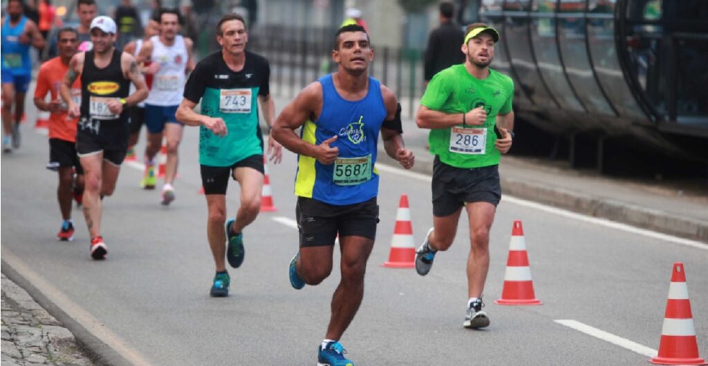 Com percursos de 5 km e 10 km, a Corrida da Assembleia é a quarta e última etapa do Circuito de Corridas de Rua de Curitiba.
Créditos: Guilherme Dalla Barba/SMELJ
