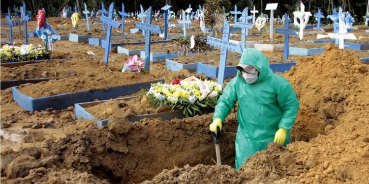 Estudo revela tragédia silenciosa da Covid-19: 284 mil órfãos no país: Foto: Altemar Alcantara/Semcom/Prefeitura de Manaus