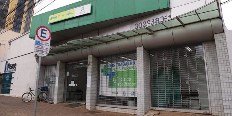 Procure a unidade com documentos e confirme disponibilidade pelo telefone antes do deslocamento. Foto: Divulgação/Agência do Trabalhador