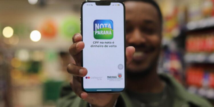 Nota Paraná sorteia mais de 43 mil prêmios nesta quinta-feira; confira ao vivo
Foto: Gaby Smek/SEFA-PR Nota Paraná sorteia mais de 43 mil prêmios nesta quinta-feira; confira ao vivo
Foto: Gaby Smek/SEFA-PR