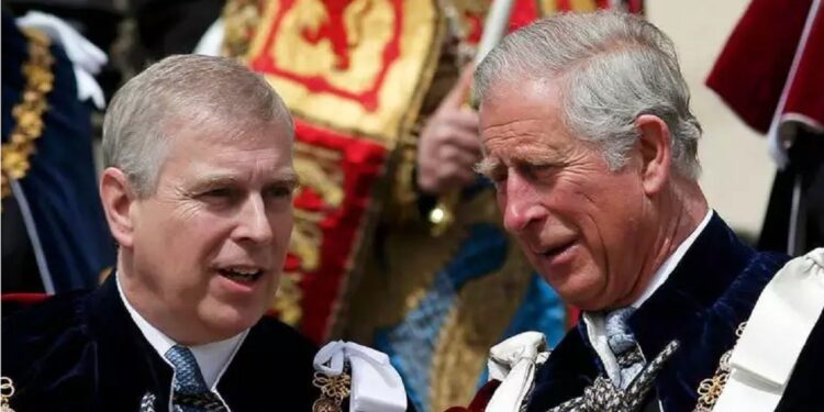 Ato simboliza tentativa do rei Charles III de preservar a imagem da monarquia britânica. Foto: Reprodução. Ato simboliza tentativa do rei Charles III de preservar a imagem da monarquia britânica. Foto: Reprodução.