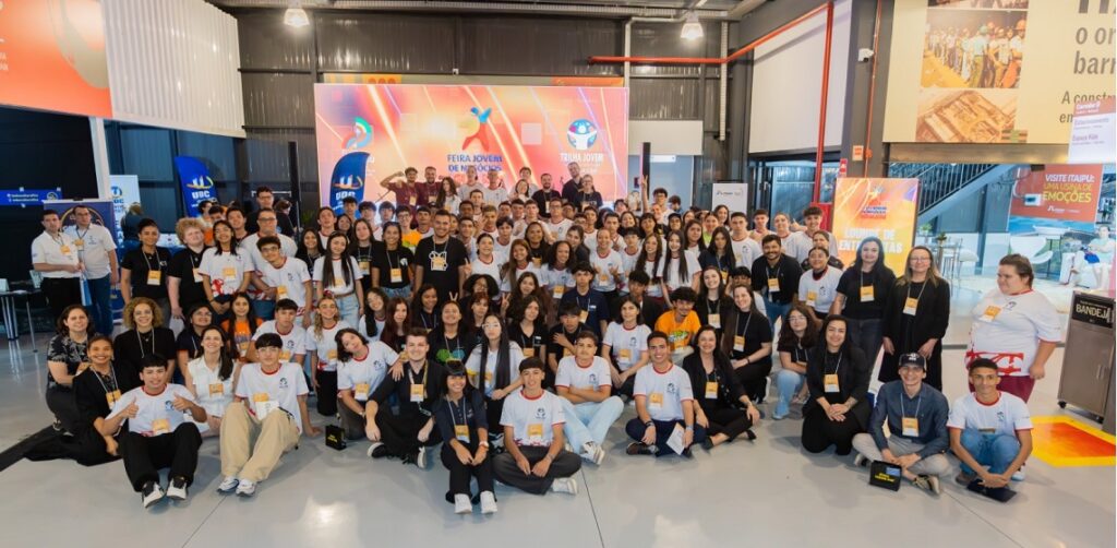 Feira Jovem de Negócios Iguassu conecta jovens talentos e empresas em evento no Mercado Público Barrageiro – foto Jean Pavão