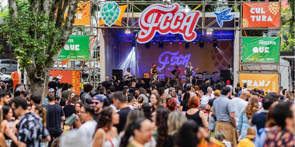Evento filantrópico reúne produtores regionais e atrações musicais na avenida mais charmosa da cidade. Créditos: Procerva
